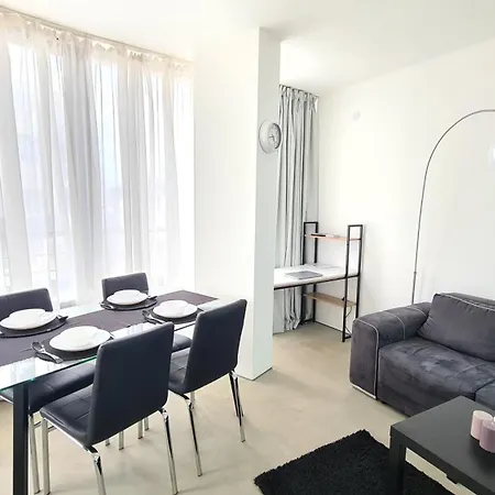 Apartment Bh Lovely *