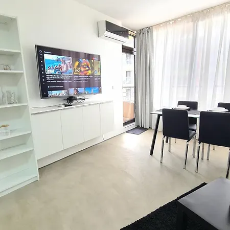 Apartment Bh Lovely
